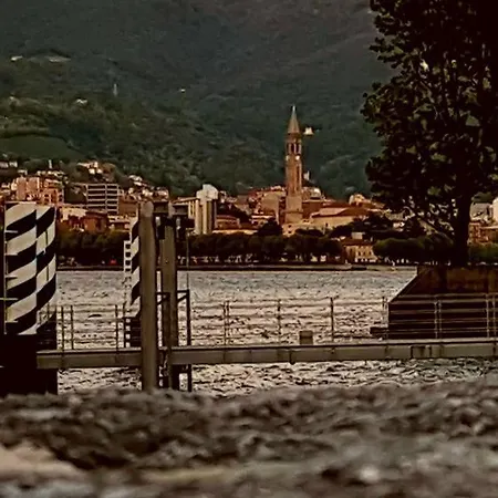 I Pavoni Lake & Luxury Bed & Breakfast