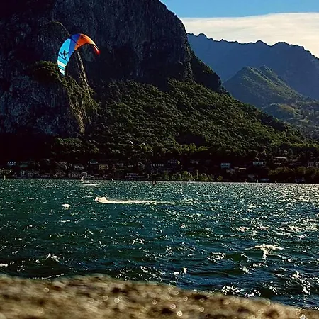 I Pavoni Lake & Luxury