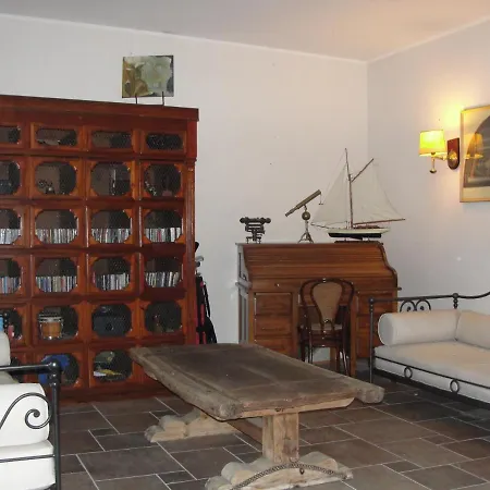I Pavoni Lake & Luxury Bed & Breakfast *